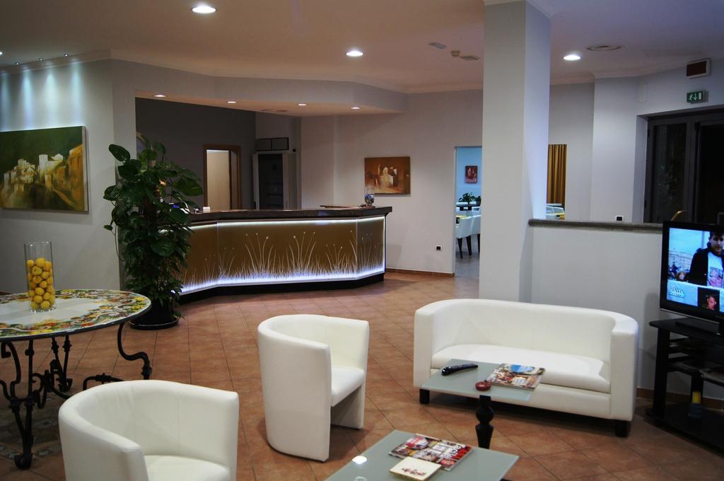 Hotel Citta Del Sole Stilo Экстерьер фото